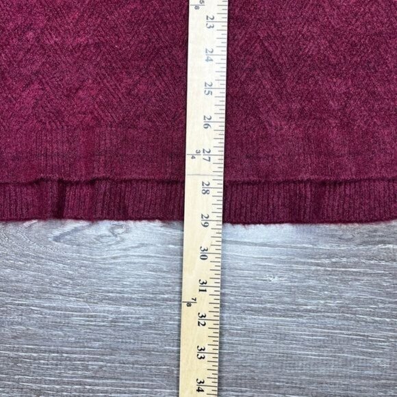 Chico’s Herringbone Cranberry Burgundy Tunic Sweater with Deep V-Neck Medium - Picture 11 of 13
